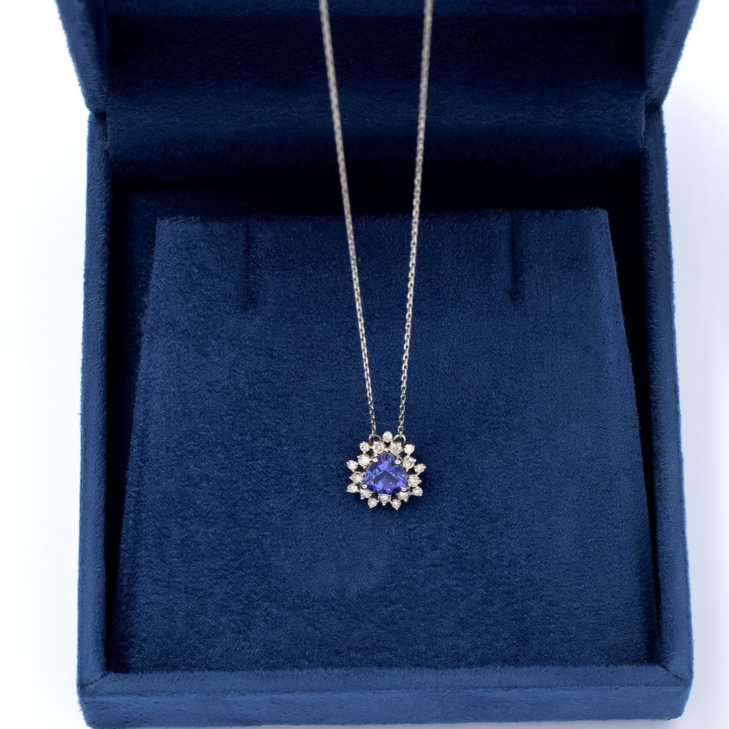 Colar trillion tanzanita e diamantes