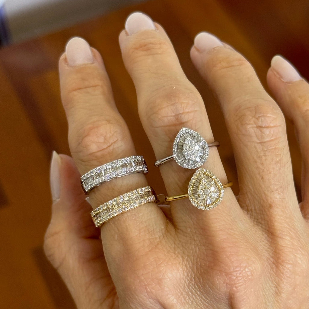 Anel gota com diamantes