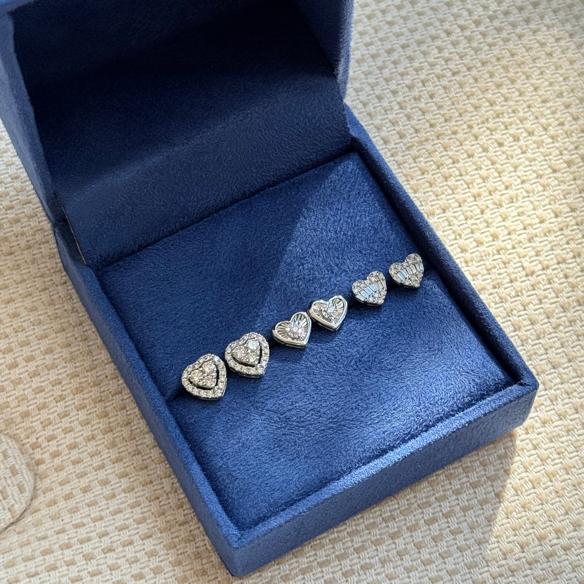 Brinco Mini Heart Stud