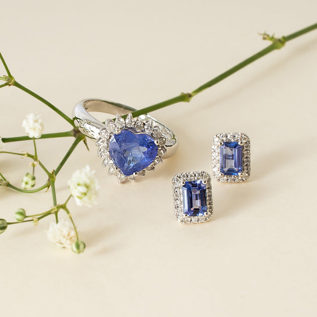 Anel coração tanzanita e diamantes
